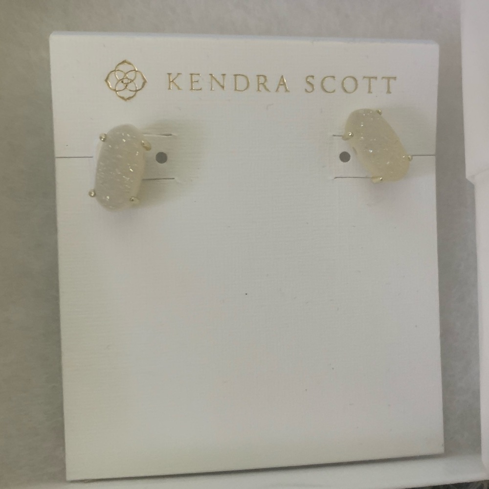 Kendra Scott earrings